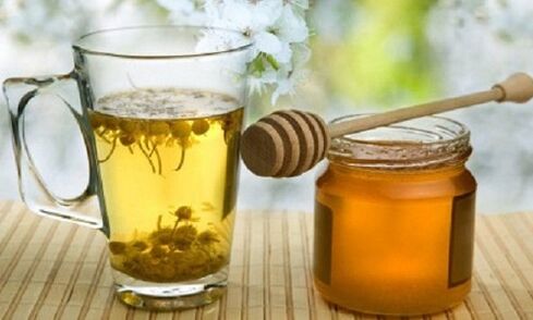 Infusões de ervas com mel eliminam a inflamação da prostatite e são benéficas para todo o corpo